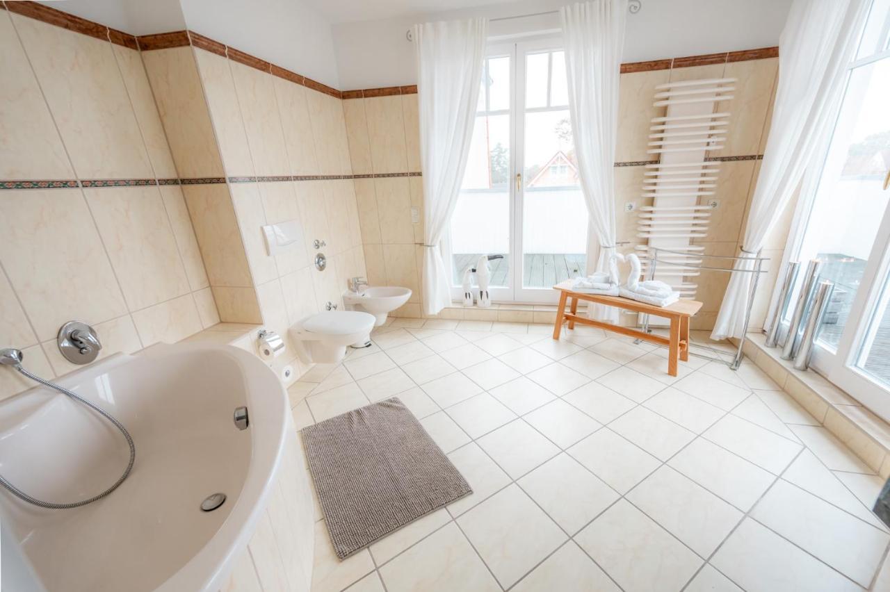 Villa Duene Mit Grosser Sonnenterrasse, Kamin, Wlan Und Tiefgarage Fuer 2-4 Personen Ostseebad Kühlungsborn Kültér fotó