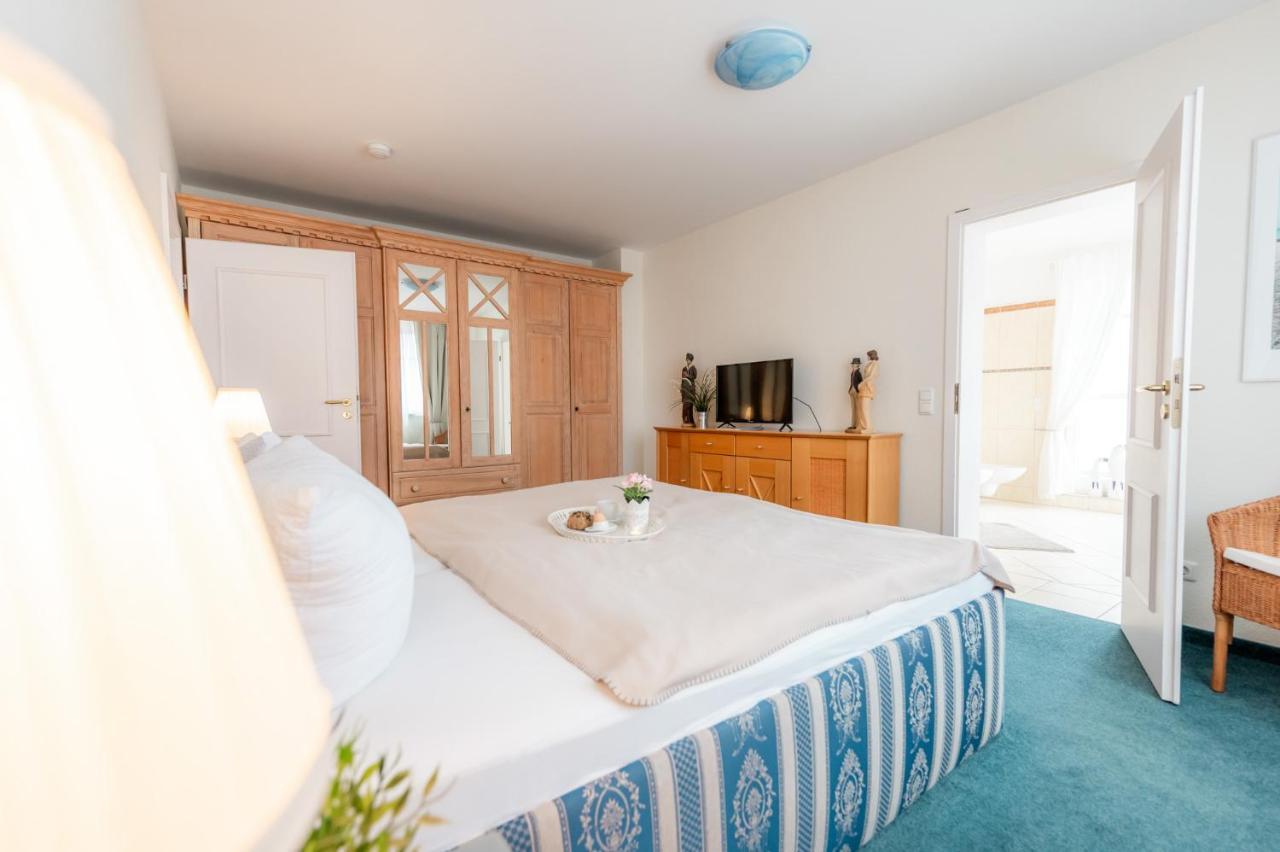 Villa Duene Mit Grosser Sonnenterrasse, Kamin, Wlan Und Tiefgarage Fuer 2-4 Personen Ostseebad Kühlungsborn Kültér fotó